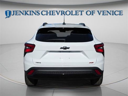 New 2026 Chevrolet Trax RS image 3