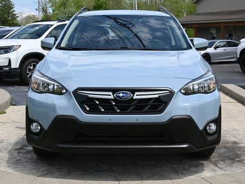 Used 2023 Subaru Crosstrek 2.0i Premium AWD/4WD image 2