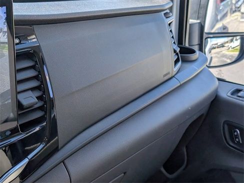 Used 2023 Ford Transit 350 XLT image 22