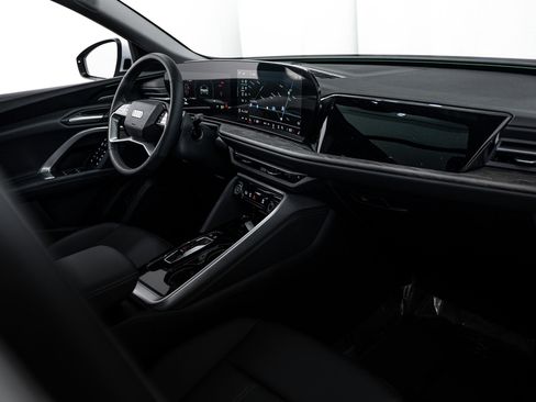 New 2025 Audi Q5 Premium Plus image 12