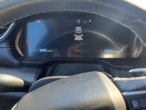 Used 2021 Jeep Grand Cherokee L Limited RWD image 13