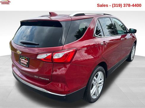 Used 2021 Chevrolet Equinox Premier AWD/4WD image 5