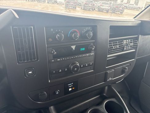 Used 2024 Chevrolet Express 2500 w/ Driver Convenience Package image 18