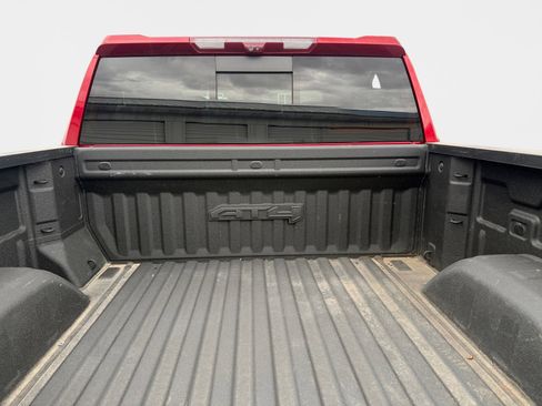 Used 2023 GMC Sierra 1500 AT4 w/ Technology Package AWD/4WD image 24