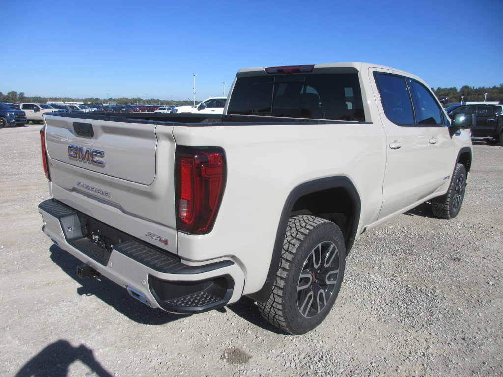 New 2026 GMC Sierra 1500 AT4 w/ AT4 Premium Package AWD/4WD image 4