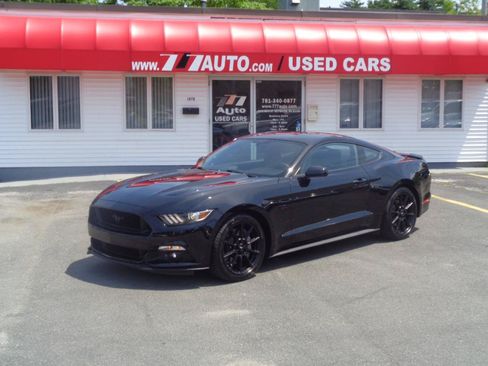 Used 2016 Ford Mustang GT w/ Black Accent Package RWD image 10