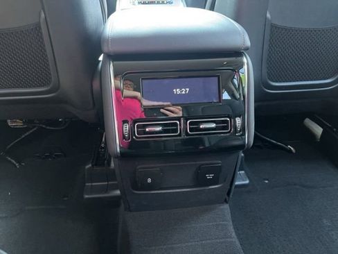 Used 2026 Lincoln Aviator AWD image 13