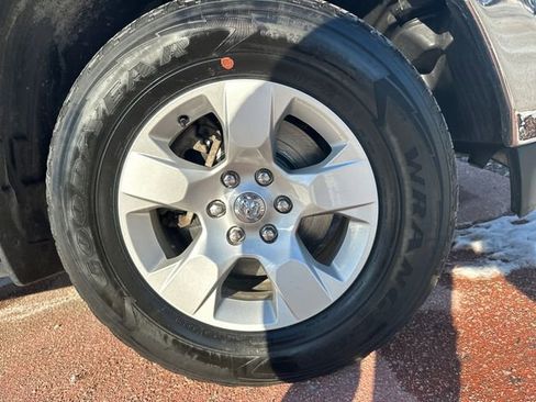 Used 2022 RAM 1500 Big Horn image 34