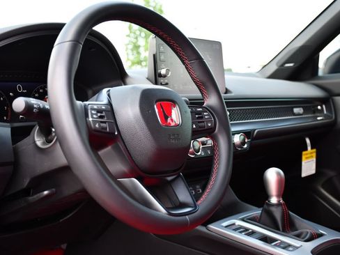 Used 2024 Honda Civic Type R image 13