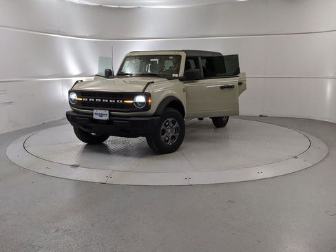 New 2025 Ford Bronco Big Bend image 12