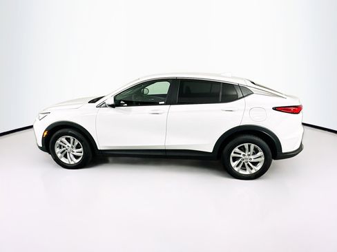 Used 2025 Buick Envista Preferred image 4