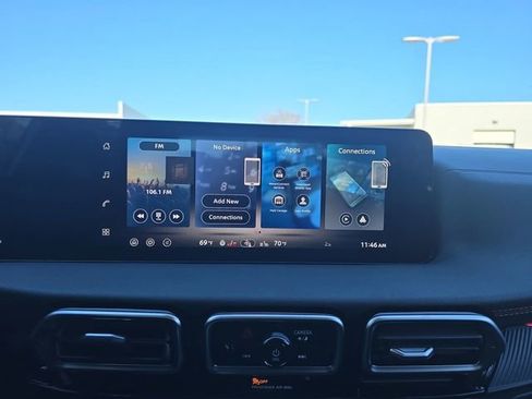 New 2026 Nissan Sentra SR image 8