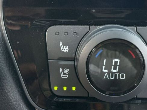 Used 2024 Toyota Grand Highlander FWD image 23