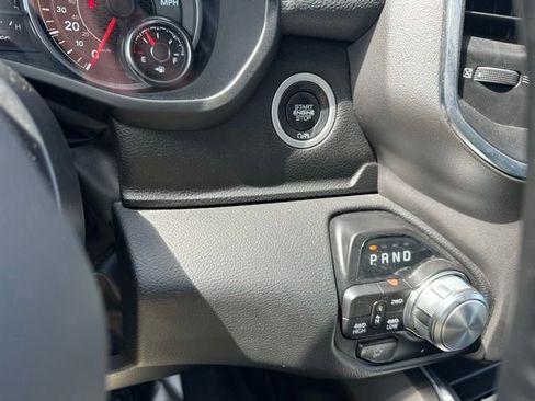 Used 2024 RAM 1500 Laramie image 27
