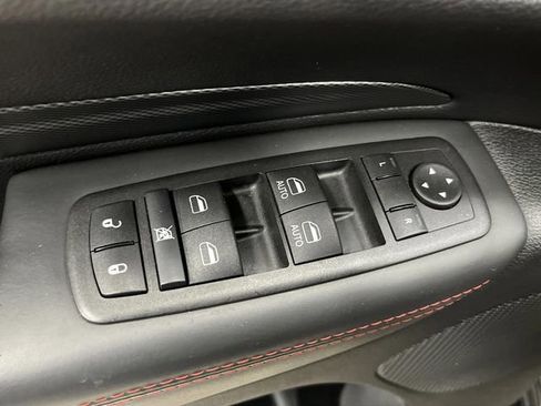 Used 2025 Dodge Durango R/T image 32