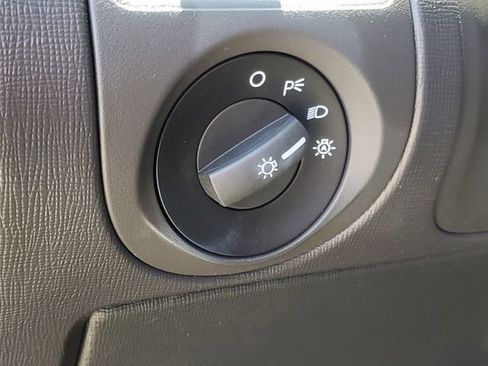 Used 2018 Ford Flex SE image 9