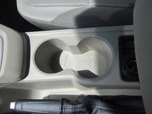 Used 2012 Ford Focus SE FWD image 28