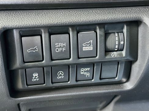 Used 2023 Subaru Forester Wilderness w/ Wilderness Package AWD/4WD image 17