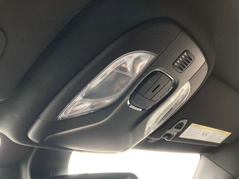 Used 2024 Jeep Compass Latitude image 23