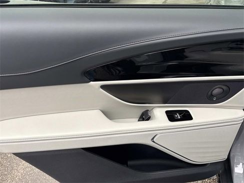 New 2026 Lincoln Nautilus Reserve w/ Jet Appearance Package image 19