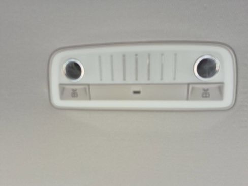 Used 2014 Mercedes-Benz E 350 Sedan image 27