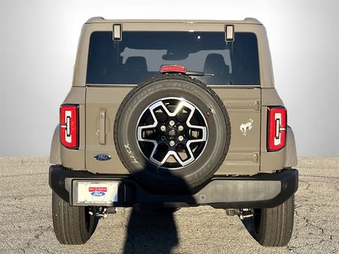 New 2025 Ford Bronco Outer Banks image 24