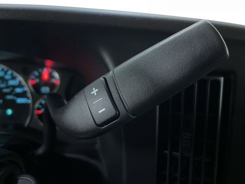 Used 2022 Chevrolet Express 2500 w/ Driver Convenience Package image 23