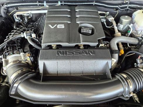 Used 2022 Nissan Frontier SV RWD image 21