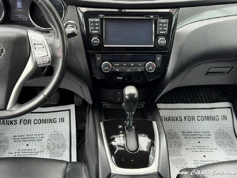 Used 2015 Nissan Rogue SL AWD/4WD image 19