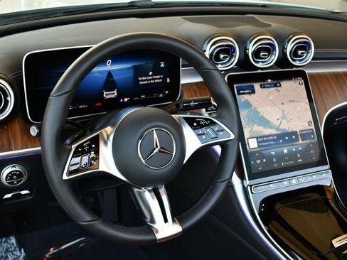 Used 2024 Mercedes-Benz CLE 300 4MATIC Cabriolet image 69