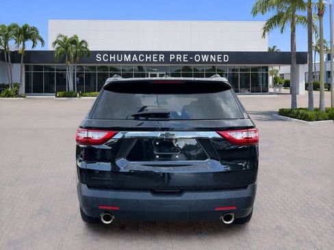 Used 2020 Chevrolet Traverse LT w/ LT Premium Package AWD/4WD image 6