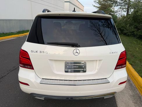 Used 2013 Mercedes-Benz GLK 350 4MATIC image 10