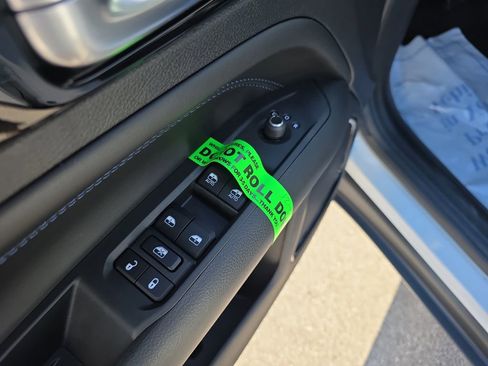 New 2026 Jeep Compass Latitude image 19