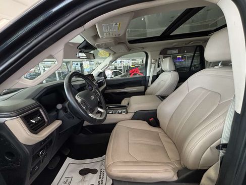 Used 2023 Ford Expedition Max Limited AWD/4WD image 30