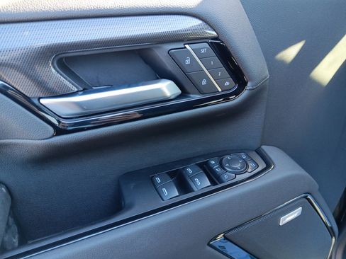 New 2026 GMC Sierra 2500 AT4 w/ AT4 Premium Plus Package image 7