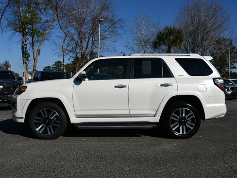 Used 2018 Toyota 4Runner Limited image 2