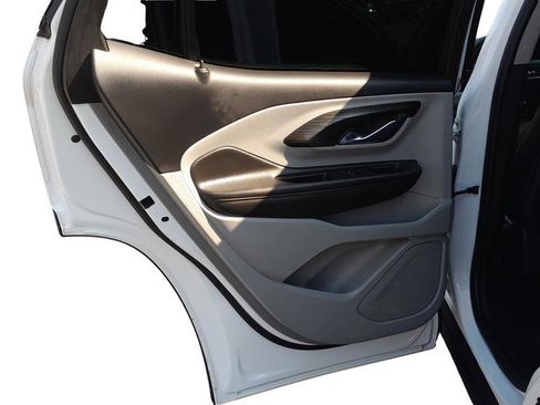 Used 2018 GMC Terrain SLT w/ Preferred Package image 29