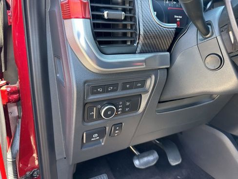 Used 2022 Ford F150 Raptor w/ Raptor 37 Performance Package AWD/4WD image 24