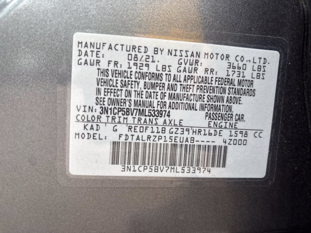 Used 2021 Nissan Kicks S FWD image 11
