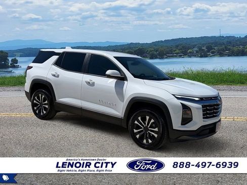 Used 2025 Chevrolet Equinox LT AWD/4WD image 1