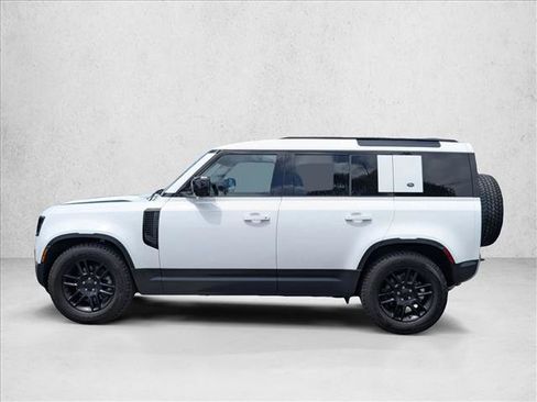 Certified 2023 Land Rover Defender 110 S AWD/4WD image 9