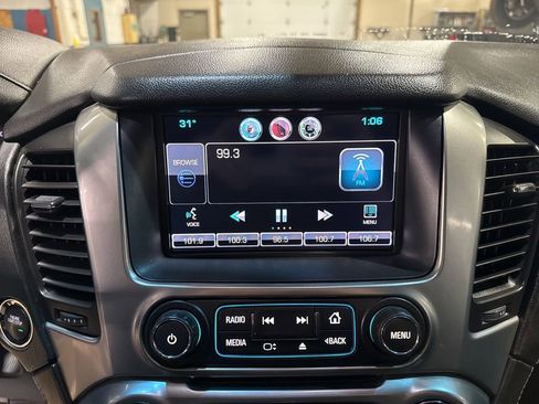 Used 2015 Chevrolet Suburban LTZ image 32