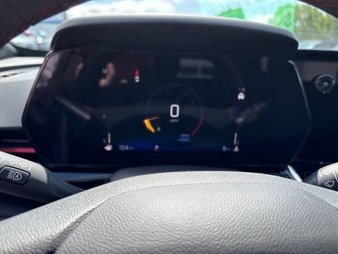 New 2026 Chevrolet Trax RS w/ Driver Confidence Package FWD image 12