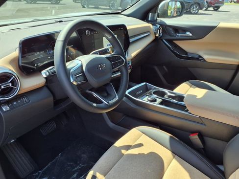 New 2026 Chevrolet Equinox ACTIV w/ Safety and Technology Package image 11