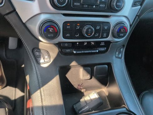 Used 2020 GMC Yukon SLT w/ Premium Edition RWD image 14