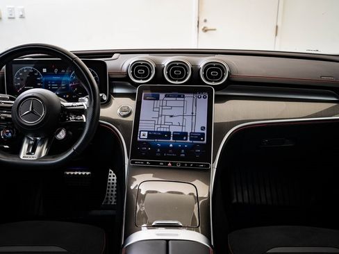 Certified 2024 Mercedes-Benz C 43 AMG 4MATIC Sedan image 31