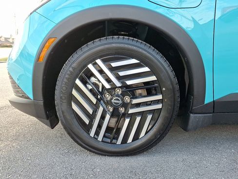 New 2026 Nissan Leaf SV+ image 4