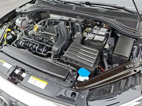 Certified 2024 Volkswagen Jetta SE FWD image 32