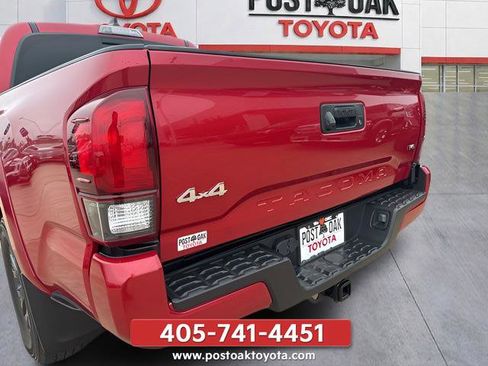 Used 2023 Toyota Tacoma SR5 w/ Technology Package AWD/4WD image 25