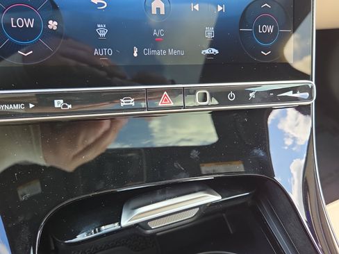 New 2026 Mercedes-Benz C 300 4MATIC Sedan image 31